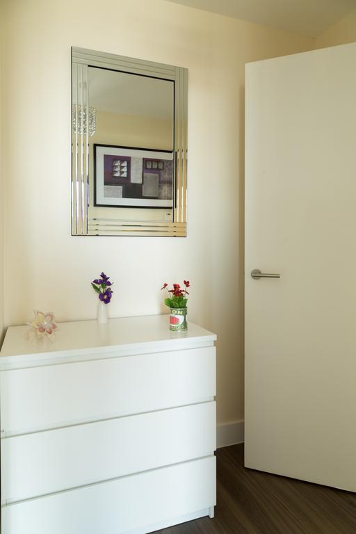 Cambridge Station Penthouse: Modern Retreat with Parking & Terrace Apartment Exterior photo